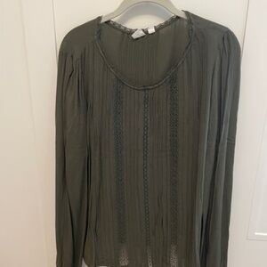 Women's Gap Green Flowy Long Sleeve Lace Detail Sz L Blouse Excellent condition